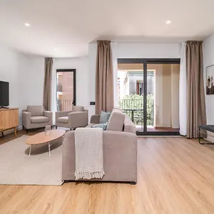 Limehome Barcelona Placa Pirineus , L'Hospitalet de Llobregat España